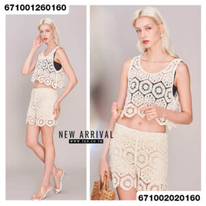 Delicate crochet lace crop top in white, perfect for summer outfits