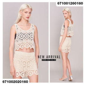 Delicate crochet lace crop top in white, perfect for summer outfits