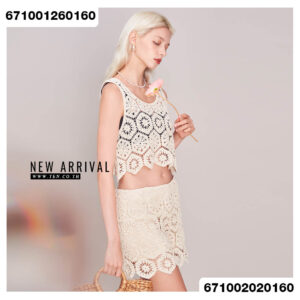 Delicate crochet lace crop top in white, perfect for summer outfits