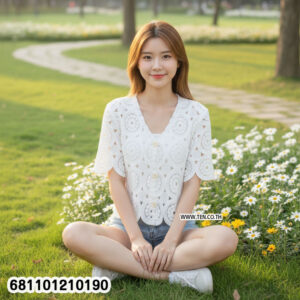 Vintage Crochet Circle Top | เสื้อโครเชต์วินเทจลายวงกลม-681101210190