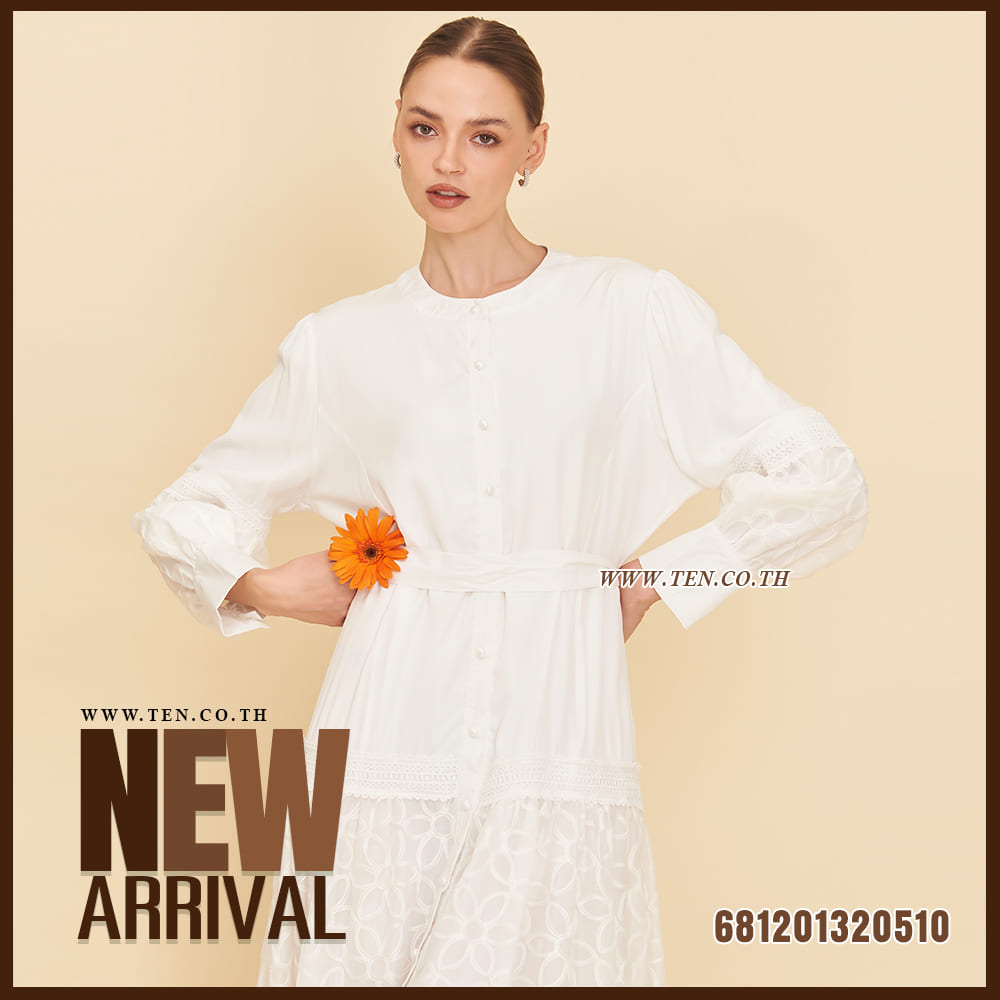 Vintage puff sleeve maxi dress with lace hem in black and white, long sleeve romantic cotton summer dress.