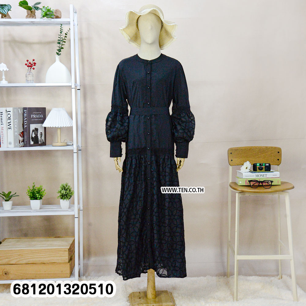 Vintage puff sleeve maxi dress with lace hem in black and white, long sleeve romantic cotton summer dress.