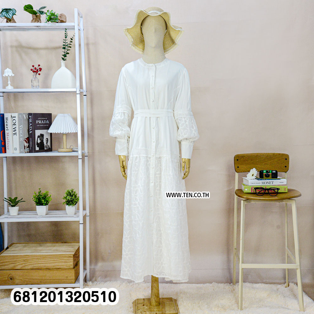 Vintage puff sleeve maxi dress with lace hem in black and white, long sleeve romantic cotton summer dress.