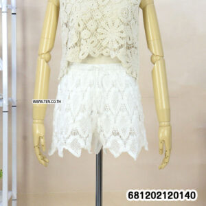 Boho chic crochet shorts with leaf pattern for summer beachwear