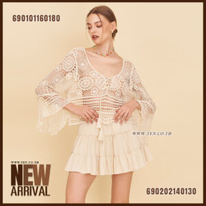 Boho Lace-Up Crochet Blouse เสื้อโครเชต์ผูกเชือกหน้าสไตล์โบโฮ-690101160180
