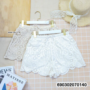 Boho crochet lace beach shorts women style with breathable cotton crochet texture and relaxed feminine resort silhouette