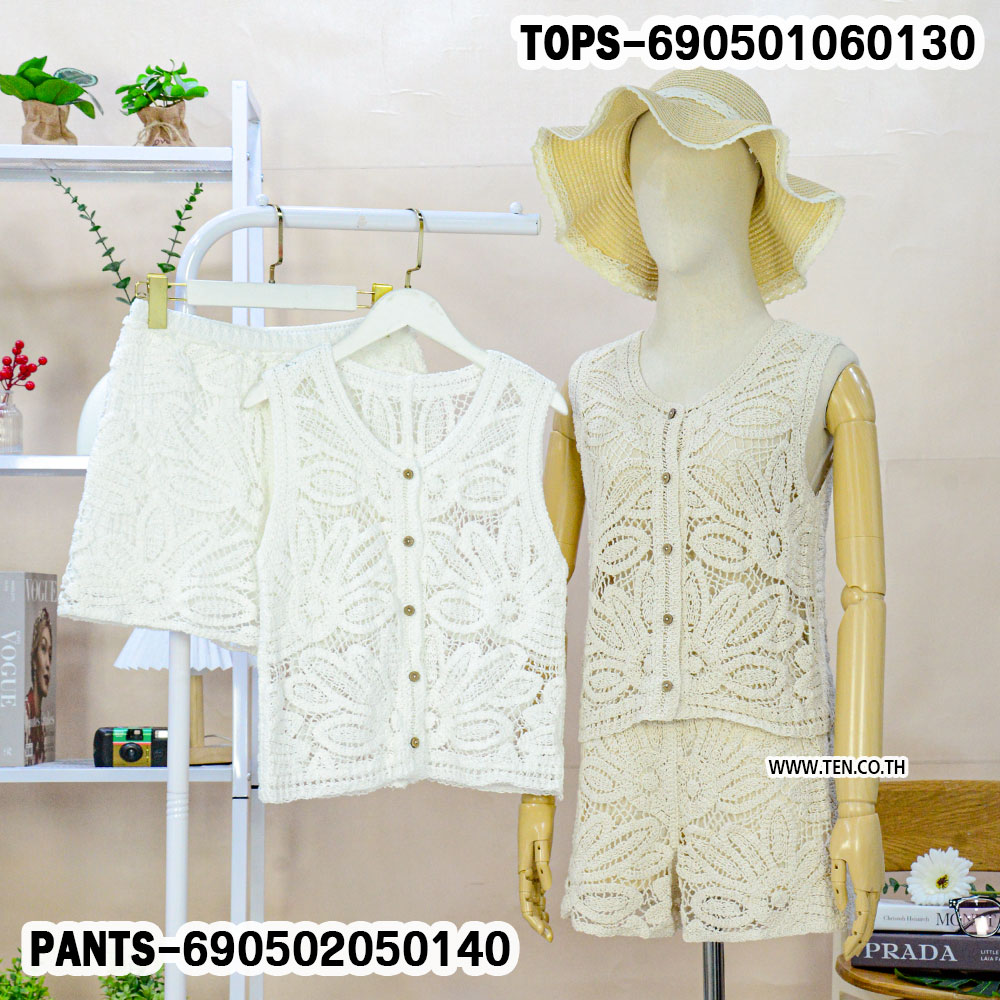 V-Neck Crochet Leaf and Floral Buttoned Vest-690501060130 - Image 2