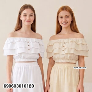 Romantic Ruffle Crop Top with Button Detail  เสื้อครอประบายหวานแต่งกระดุมหน้า - 690603010120