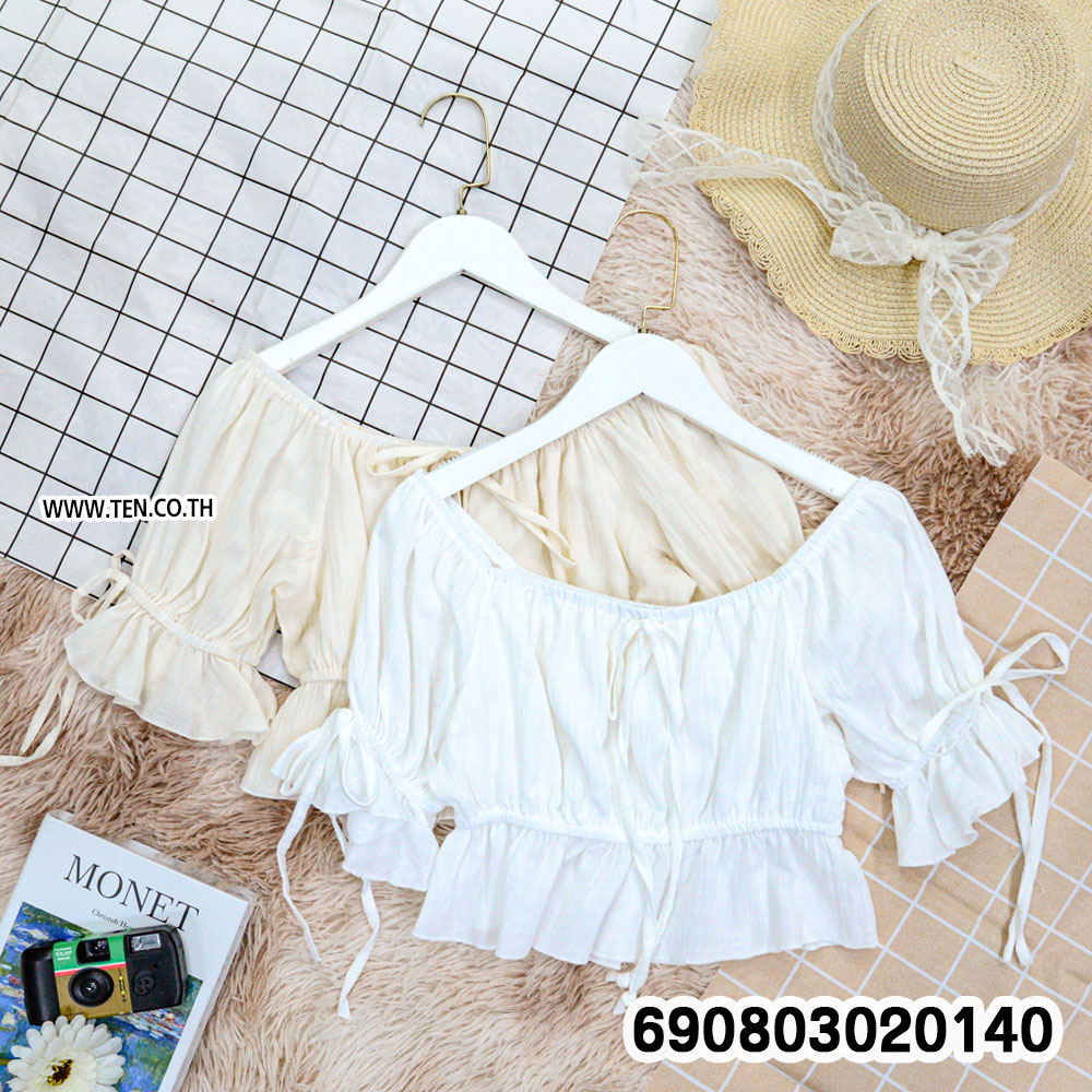Off-Shoulder Ruffle Trim Beach Crop Top เสื้อปาดไหล่เอวลอย แขนระบายแต่งผูกเชือก - 690803020140 - Image 5